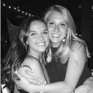 Meet your Posher, Abby